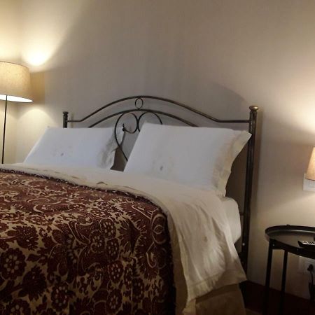 Dimora Don Francesco Bed & Breakfast อัลเบโรเบลโล ภายนอก รูปภาพ